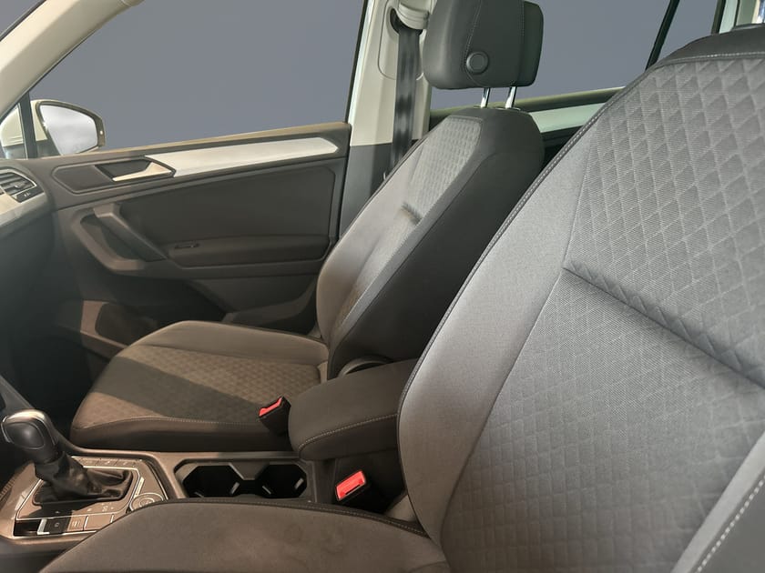 Bild 5 av Volkswagen Tiguan 2.0 TSI OPF 4Motion DSG Sekventiell//Dragkrok//