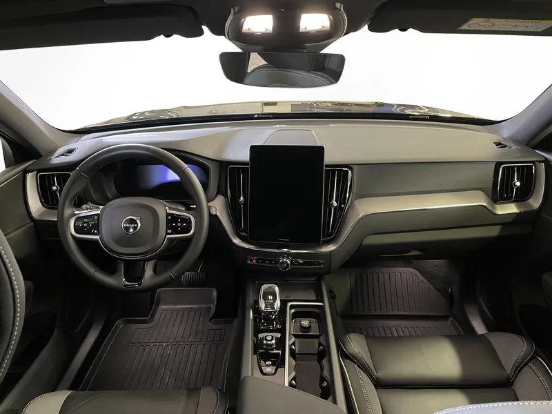 Bild 13 av 17 – Volvo XC60 T6 Plus Black Nordic Edition Plus Nordic Edition