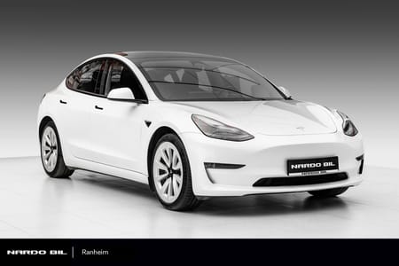 Tesla Model 3 Long Range AWD AWD/Premium/Krok/Autopilot