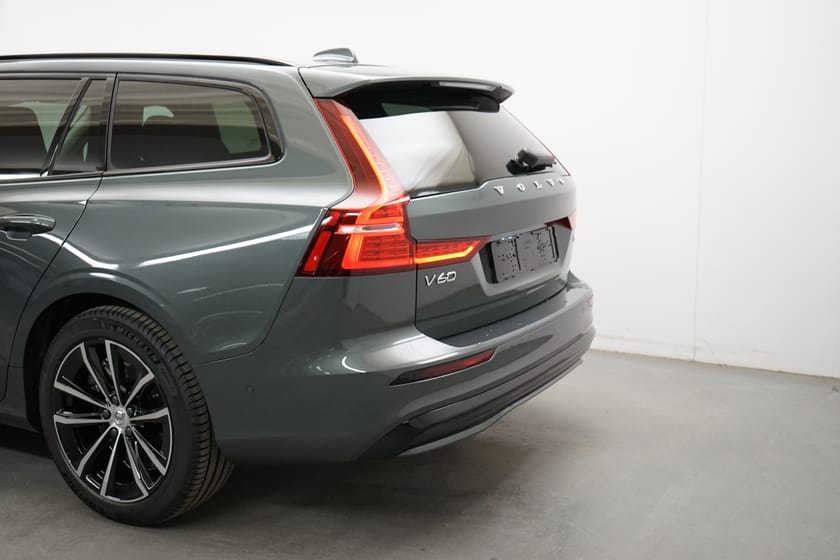 Bild 3 av Volvo V60 T6 Plus Dark Nordic Edition