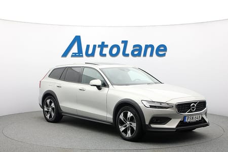Volvo V60 Cross Country D4 AWD Panorama, Drag, Carplay 190hk, Värmare