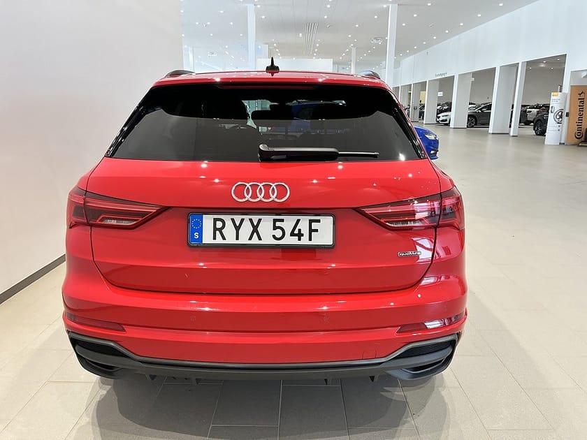 Bild 5 av Audi Q3 40 TDI quattro 200HK S-line Drag Värmare