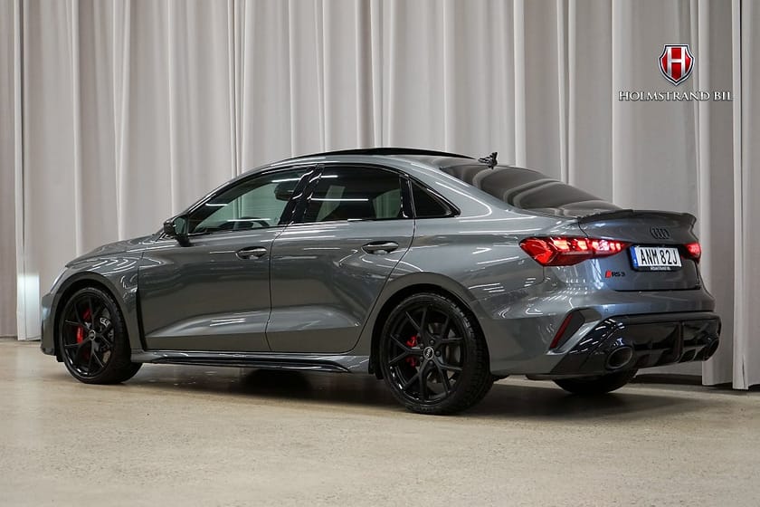 Bild 4 av Audi RS3 Sedan 2.5 TFSI quattro Skalstolar Pano Sportavg HUD PPF