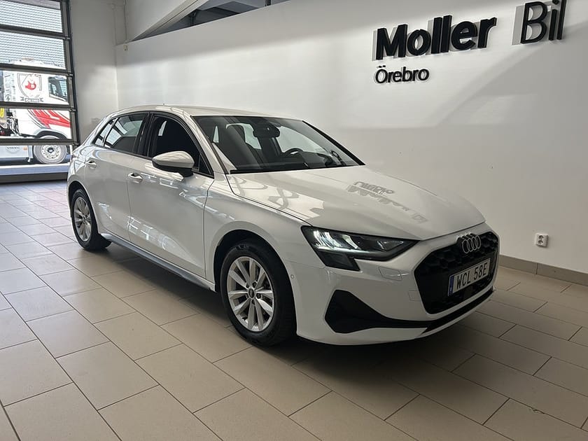 Bild 1 av Audi A3 Sportback 35 TFSI 150hk PROLINE / Backkamera