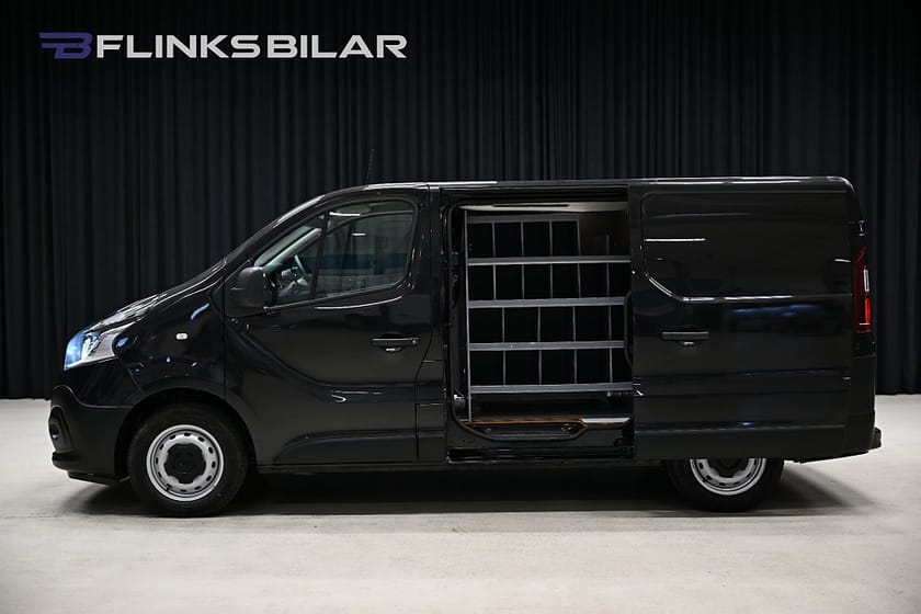 Bild 4 av Renault Trafic Skåpbil dCi 120HK Dubbeldörr|Drag|Värmare|Backkamera|Inverter