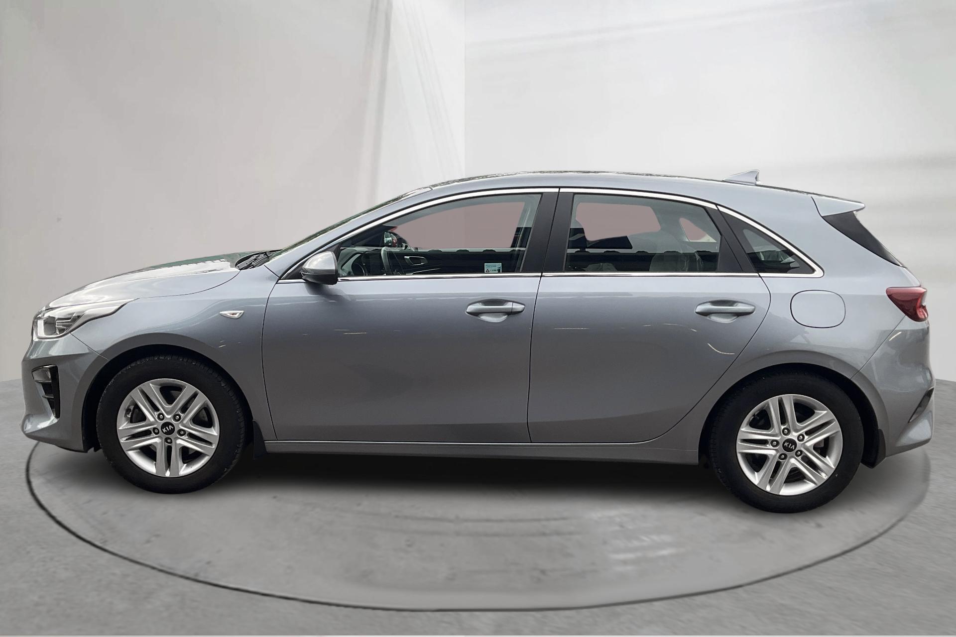 Kia Ceed 1.0 T-GDI 2021, bild 2/10