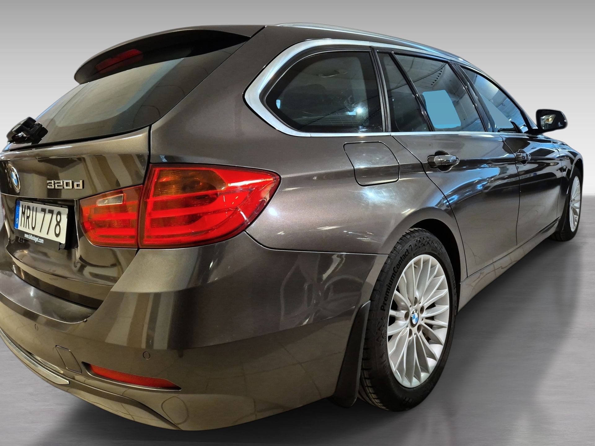 BMW 320 xDrive Touring 2015, kuva 3/10