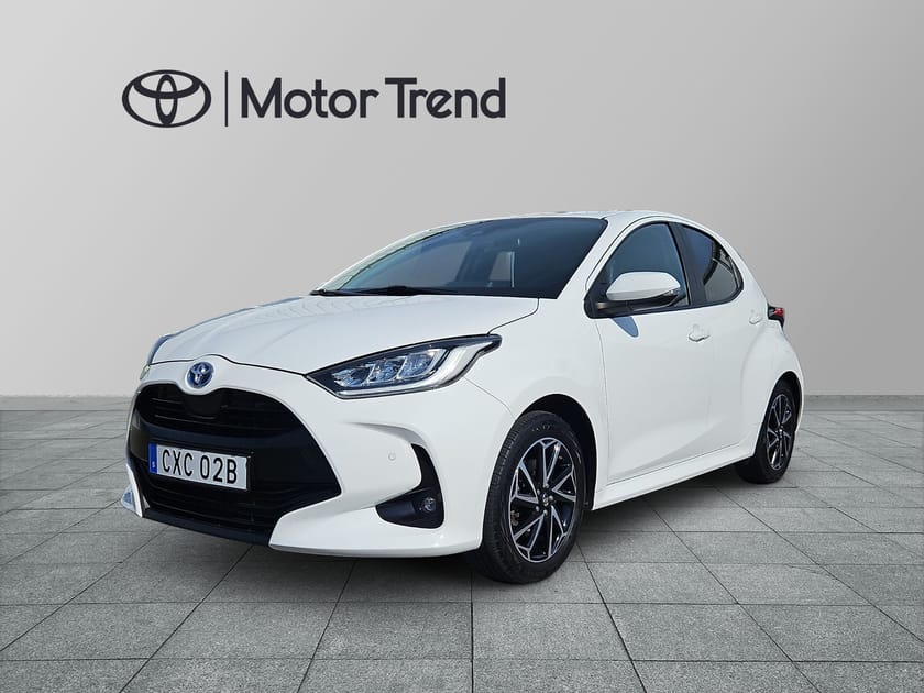 Bild 1 av Toyota Yaris Hybrid 1,5 5D ACTIVE PLUS P-SENSORER FRAM/BA