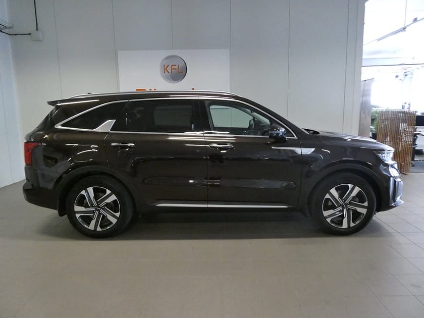 Bild 3 av Kia Sorento PHEV Advance 7-Sits Bose-Skinn-Värmare-Kamera-Navi-SoV