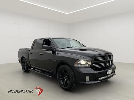 RAM 1500 Crew Cab Dodge Sport 5.7 Dragkrok Luft Skinn Alpine Taklucka