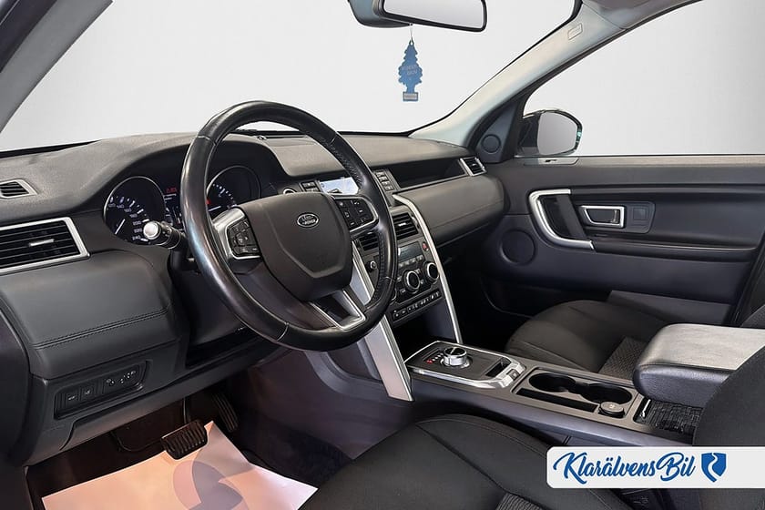 Bild 4 av Land Rover Discovery Sport 2.0 TD4 AWD Euro 6 (150hk) Panorama | Navi | Kamera