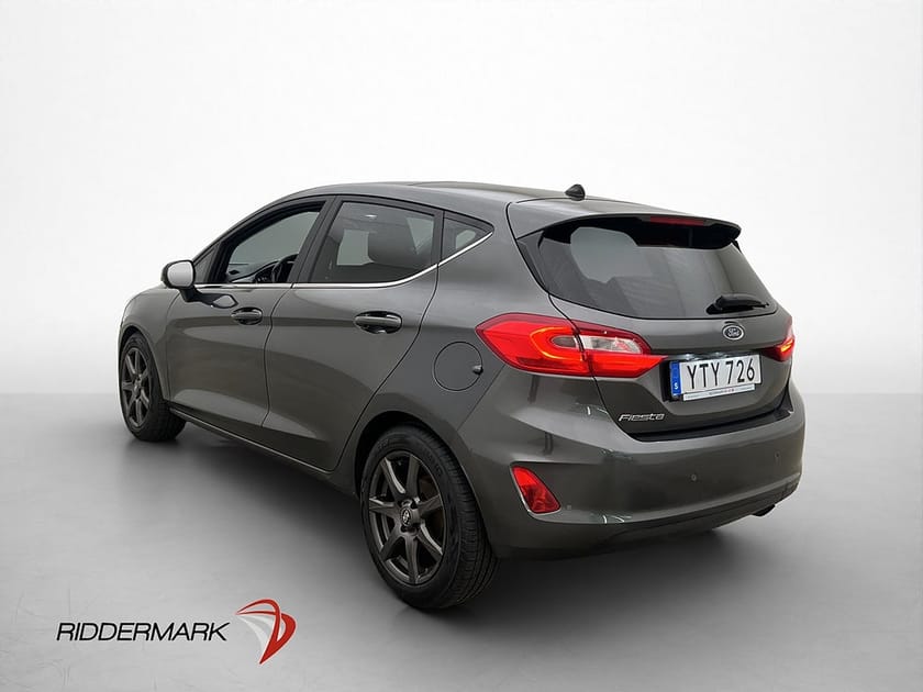 Bild 5 av Ford Fiesta EcoBoost 100hk Titanium Panorama CarPlay Navi