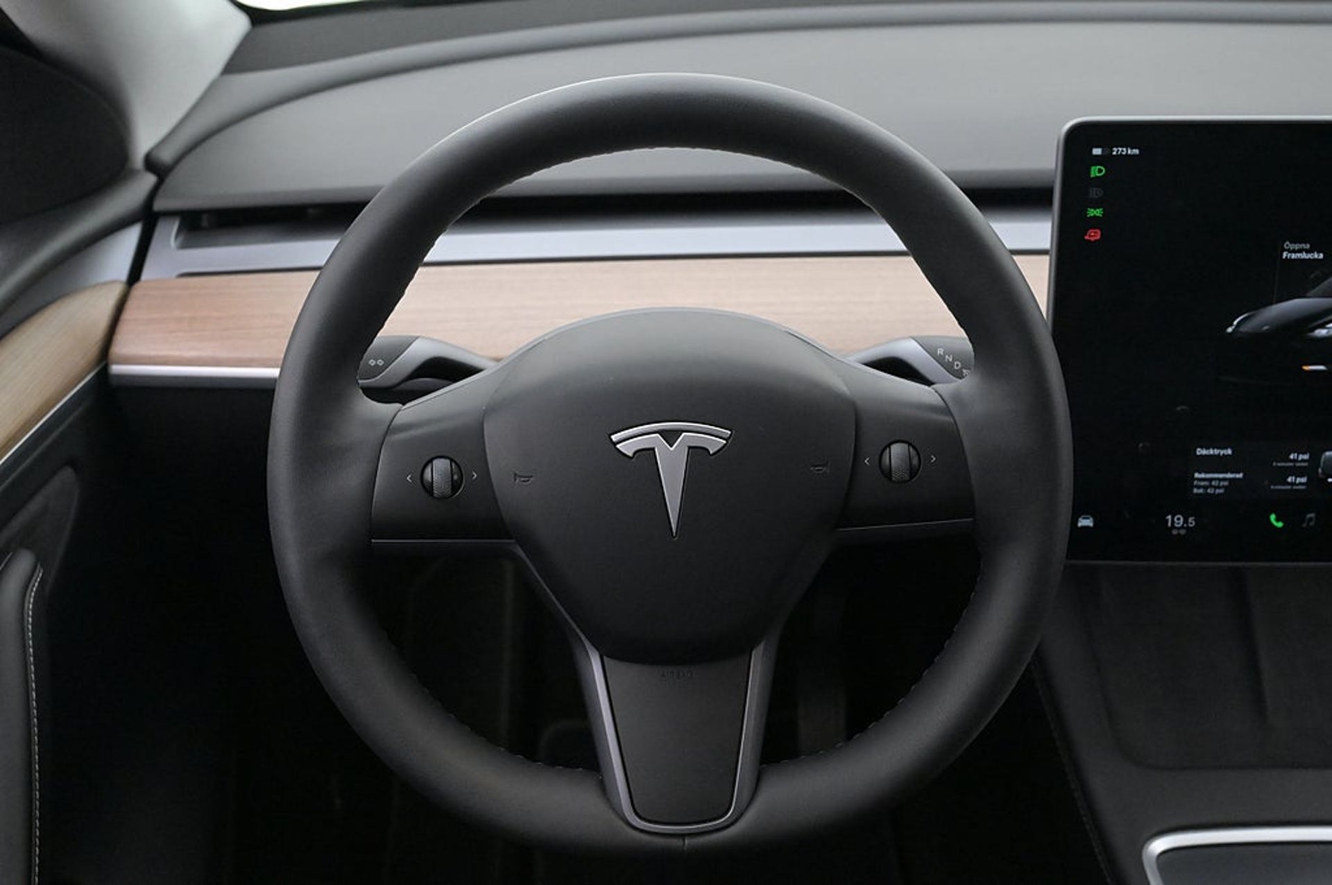 Tesla Model Y Long Range AWD Autopilot 2023, photo 7/10