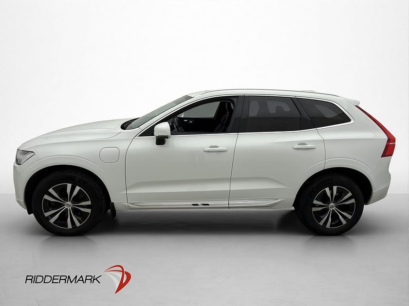 Bild 4 av Volvo XC60 T6 AWD Momentum Adv Panorama Drag B-Kamera Läder
