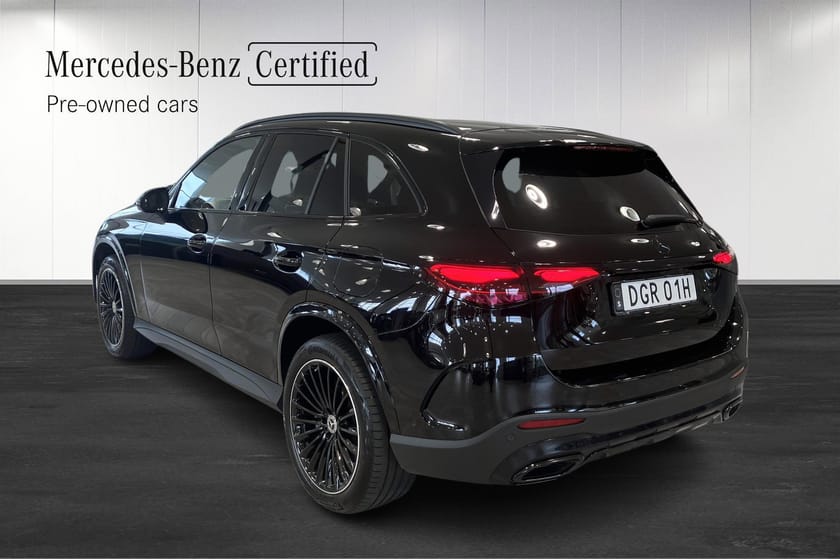 Bild 3 av Mercedes-Benz GLC 300 e 4MATIC