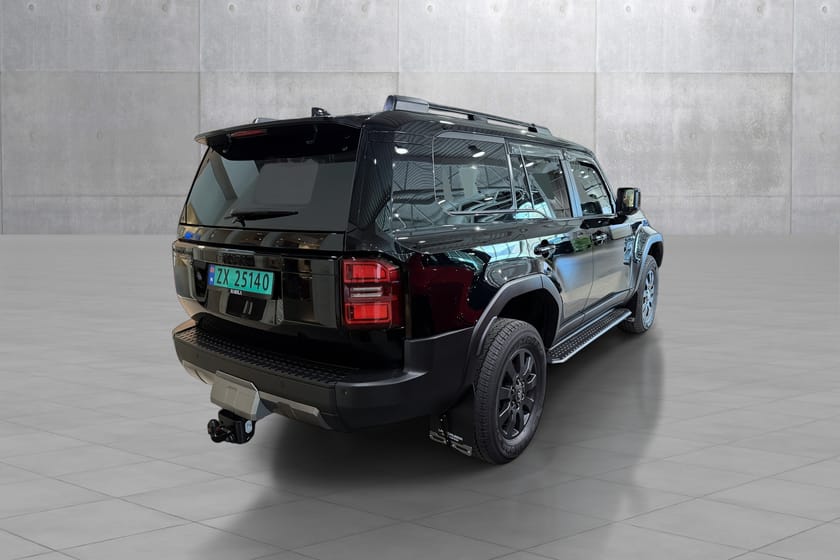 Bilde 3 av Toyota Land Cruiser 2.8 Diesel D-4D Automat 4x4 8 gir Final Edition