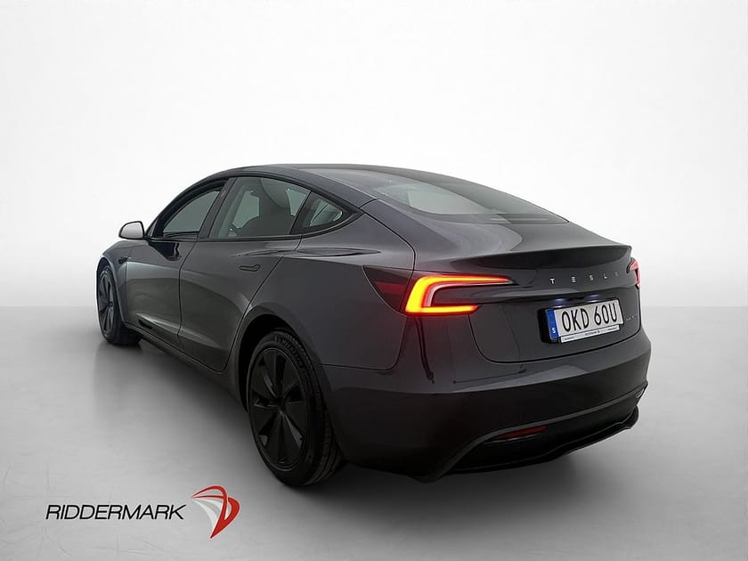 Bild 5 av Tesla Model 3 Long Range AWD Highland Svensksåld