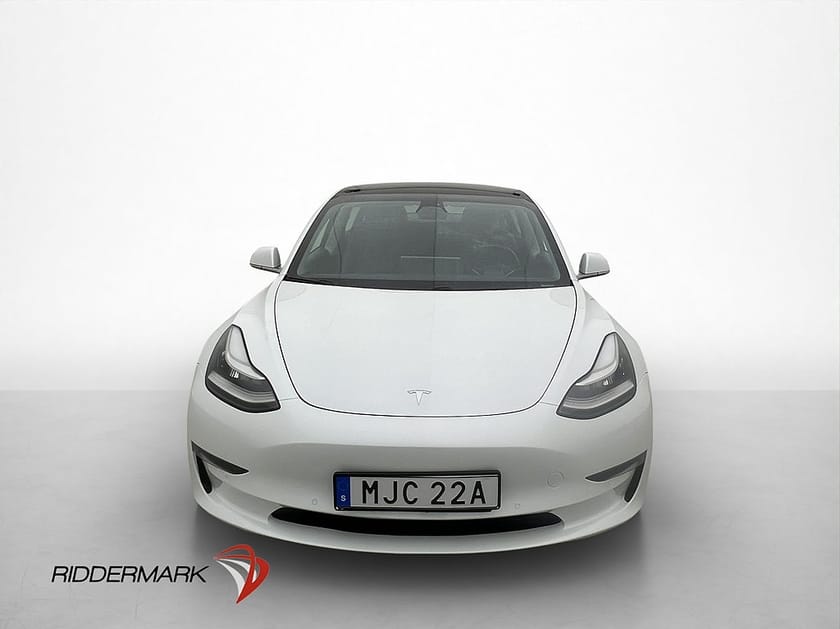 Bild 3 av Tesla Model 3 Long Range AWD 440hk Kamera Pano Svensksåld
