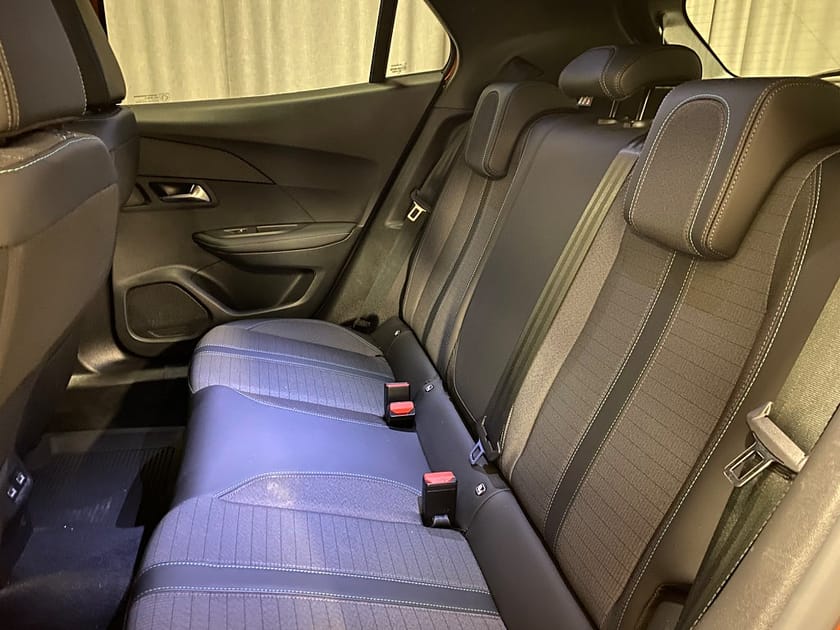 Bild 4 av Peugeot 2008 Allure Pack PureTech 130 AUT