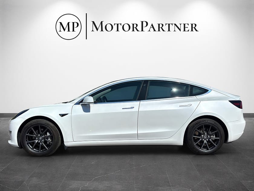Bild 4 av Tesla Model 3 Long Range AWD Autopilot Panorama