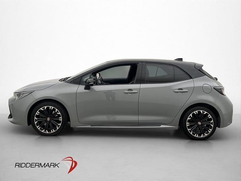 Bild 5 av Toyota Corolla Hybrid 184hk GR Sport Kamera Rattvärme