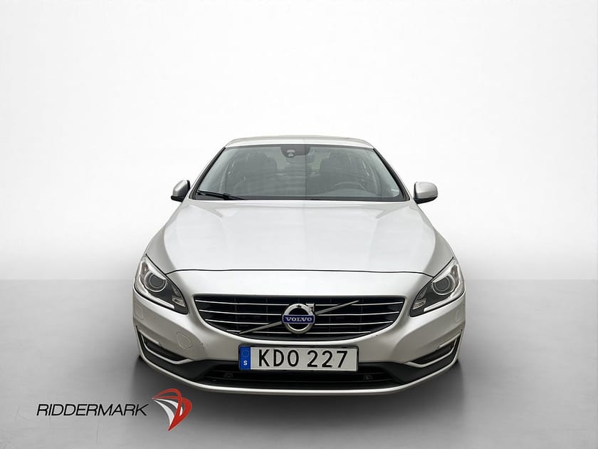 Bild 2 av Volvo S60 D4 AWD 190hk Summum VOC Kamera Navi Skinn Elstol