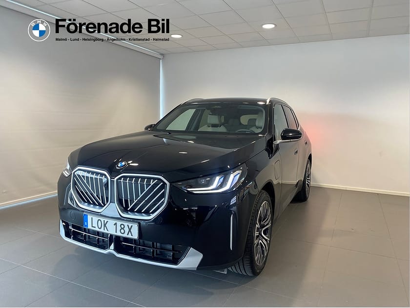 Bild 1 av BMW X3 30e xDrive Keyless Elstolar Adapt Fart* H/K