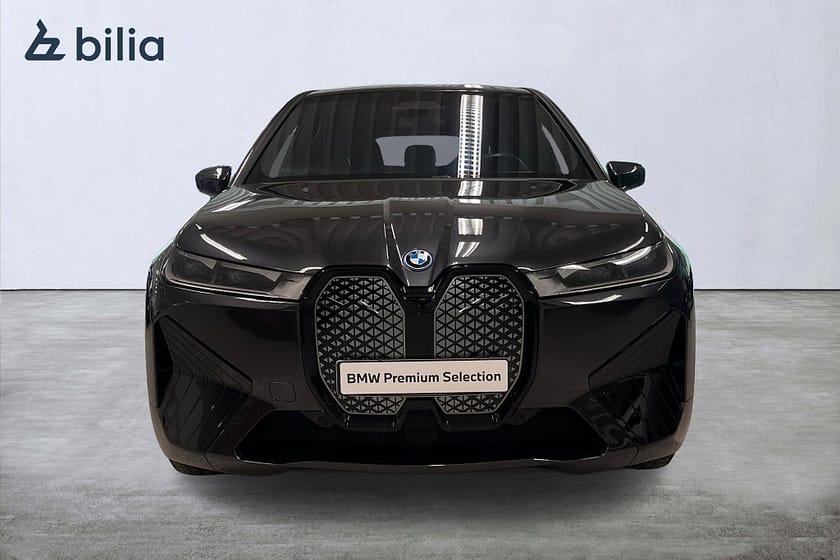 Bild 5 av BMW iX xDrive50 xDrive 50 Sportline | Aktiv farth. | H&K | Drag | 360