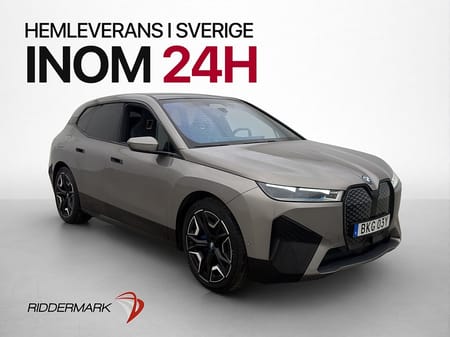 BMW iX xDrive40 Sport Pano Sky 360° H/K Skinn CarPlay Drag