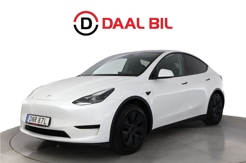 Bild 1 av Tesla Model Y Standard Range RWD 299HK DRAG 3D-VIEW P-VÄRM PANO AUTOPILOT