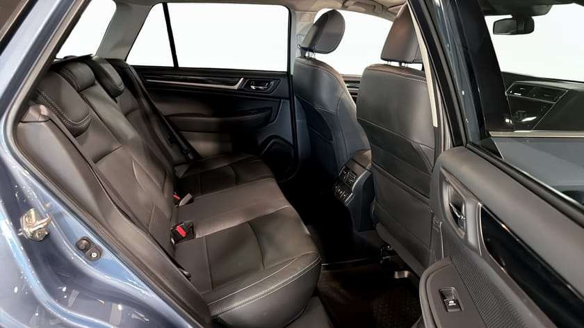 Bild 5 av Subaru Outback 2,5I SUMMIT (BLACK)