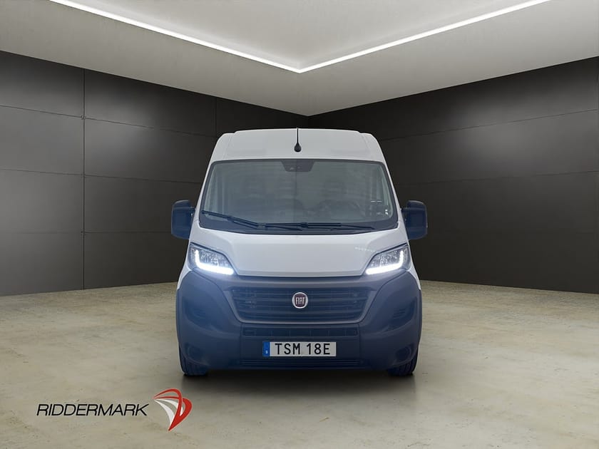 Bild 5 av Fiat E-Ducato kWh Van 35 L2H2 122hk Kamera LED 2xDörr Moms