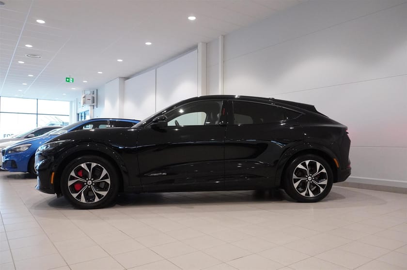 Bild 3 av Ford Mustang Mach-E Standard Range AWD 