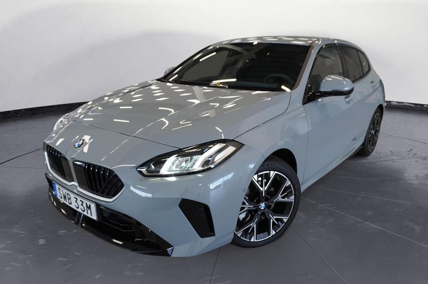 Bild 1 av BMW 120 M-Sport Navi Automat Backkamera Rattvärme Tonade Rutor 18