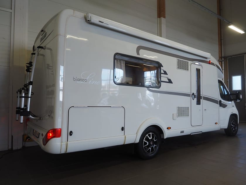 Bild 4 av HYMER Campervan Fiat T 668 CL Bianco Line Markis Låga långbäddar AUT 3850kg