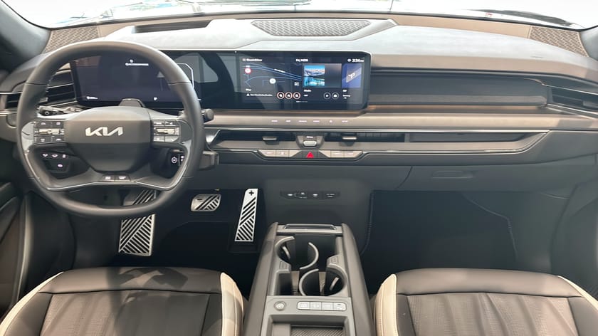 Bild 4 av Kia EV9 AWD GT LINE LONG RANGE 6 SITS-*SUPERKAMPANJ* FRIA V-HJUL