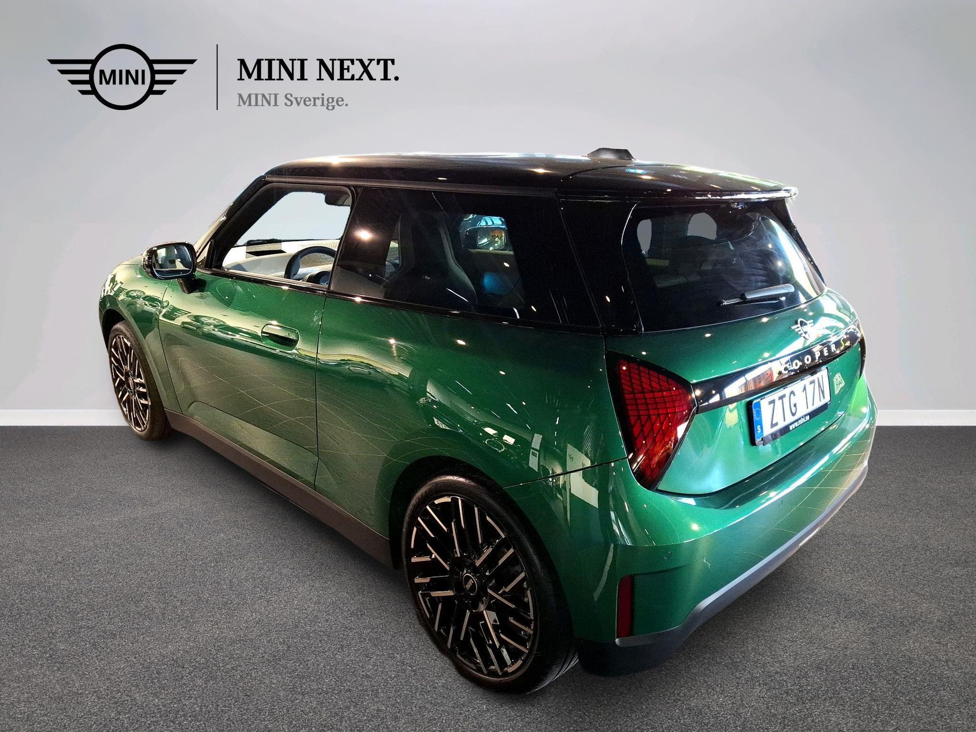 MINI Cooper SE Favoured Trim, Paket M 2026, bild 4/10