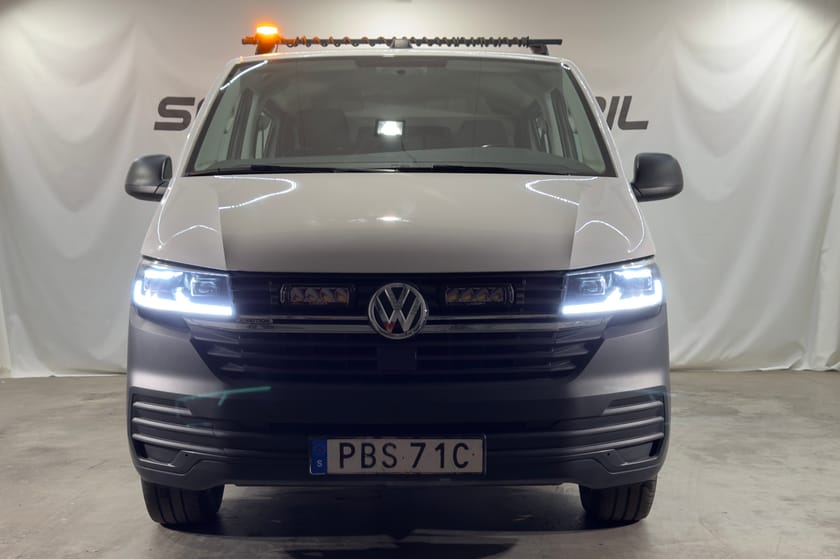 Bild 4 av Volkswagen Transporter Kombi T32 2.0 TDI 4M DRAG VÄRMARE 5-SITS MOMSBIL