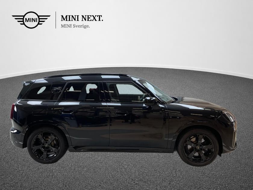 Bild 2 av MINI Countryman SE ALL4 John Cooper Works Trim, Paket XL