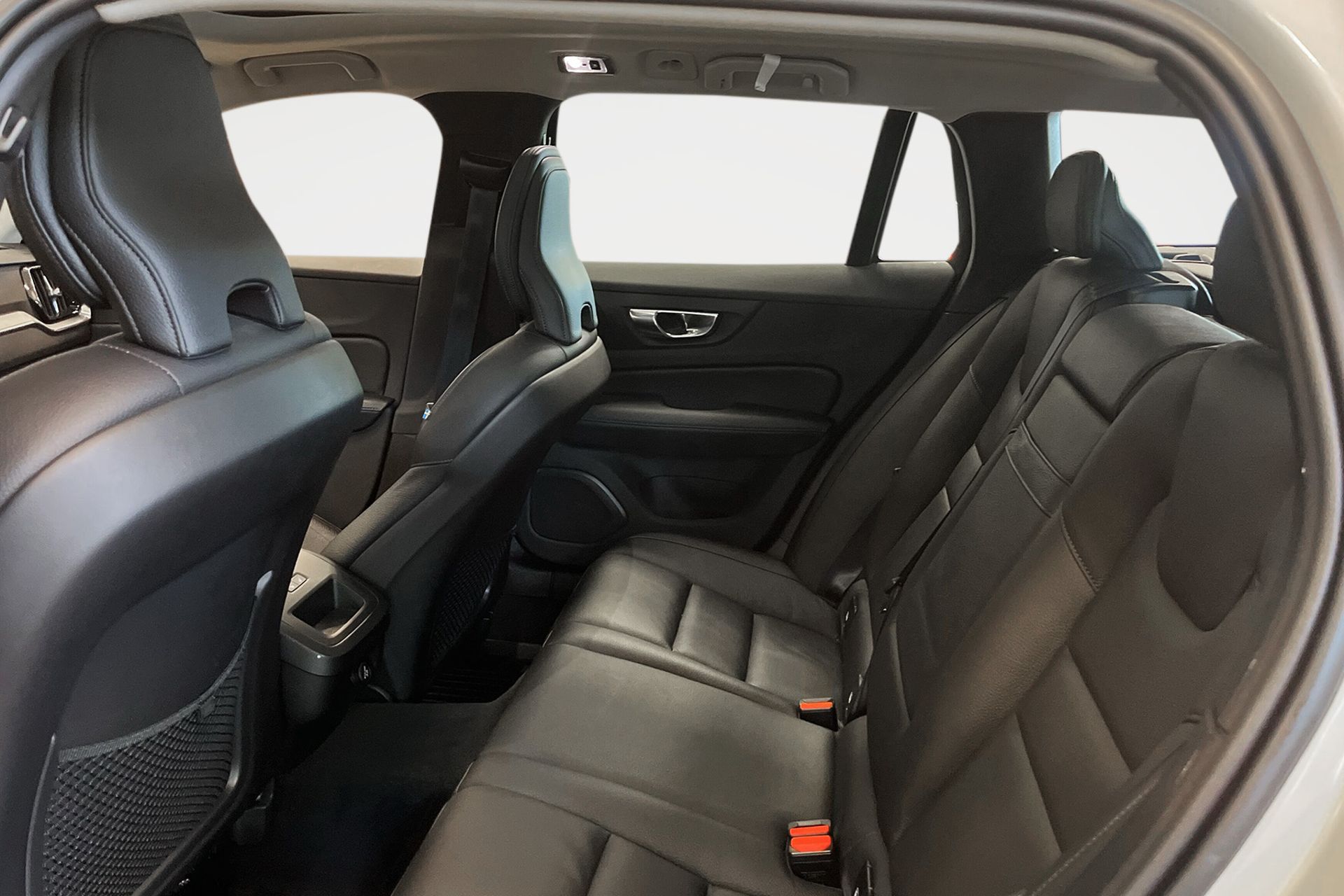 Volvo V60 D4 Momentum Advanced SE II 2020, bild 7/10