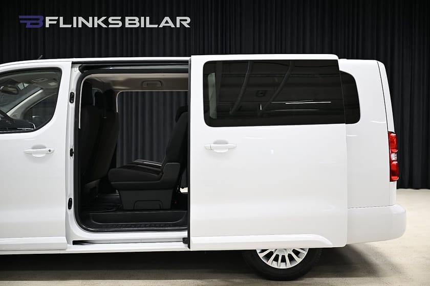 Bild 5 av Toyota Proace Verso 2.0 D-4D 144HK Lång|9-Sits|Dubbeldörr|Lågmil|Leasbar