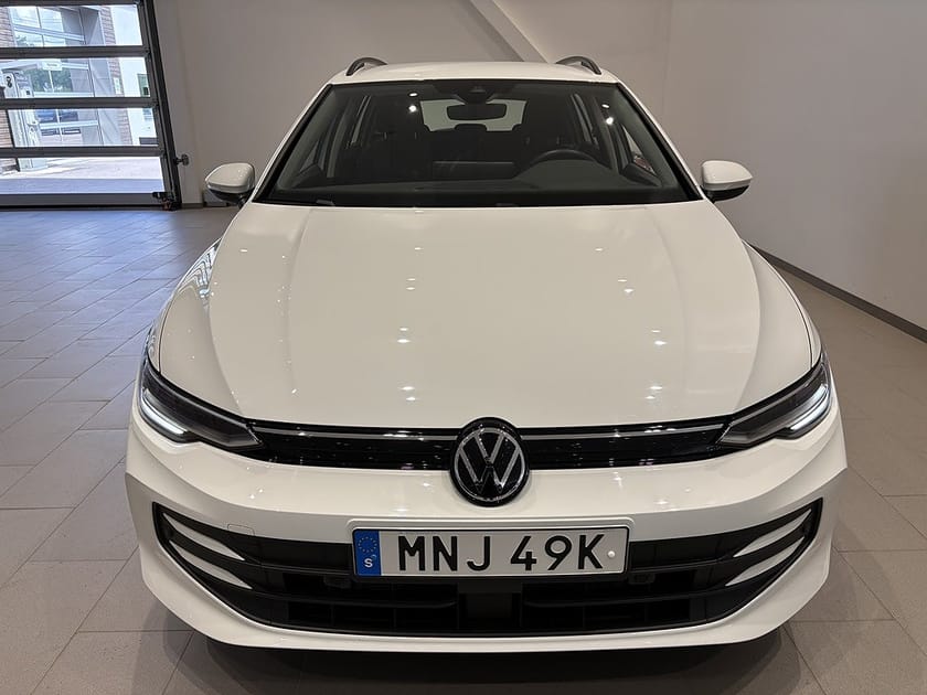 Bild 2 av Volkswagen Golf Sportscombi 1.5 ETSI Drag Backkamera