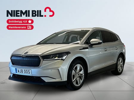 Škoda Enyaq iV 80x Skoda AWD MOMS Bkamera P-klimat Dragkrok S&V-däck Navi
