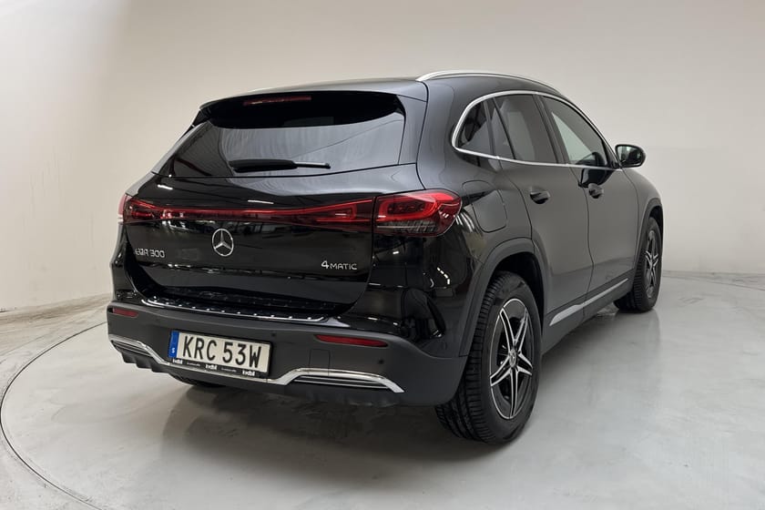 Bild 3 av Mercedes-Benz EQA 300 4MATIC H243 (228hk) AMG Line