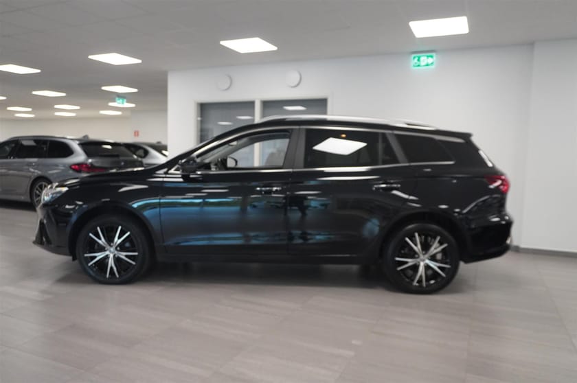 Bild 5 av MG 5 Long Range LR Lux 61kWh CarPlay Elstol 360kam