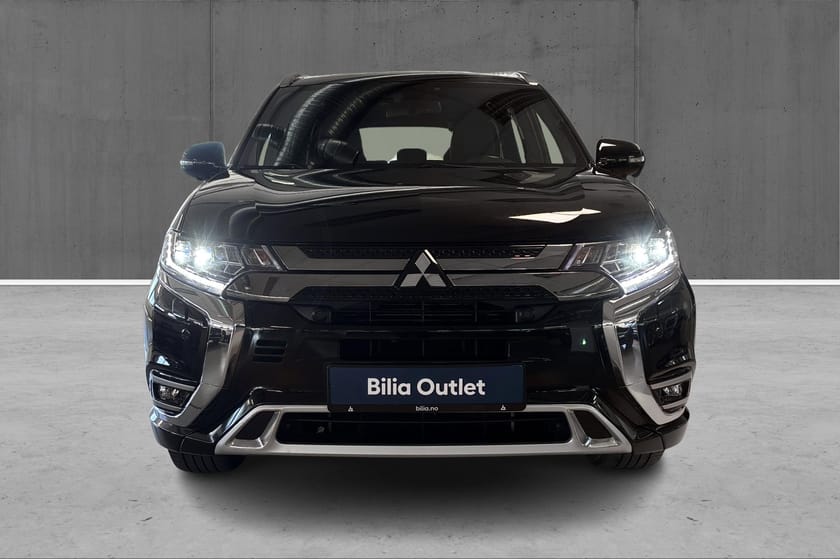 Bilde 2 av Mitsubishi Outlander PHEV Instyle+ Skinn, ACC, 360 kamera, H.feste