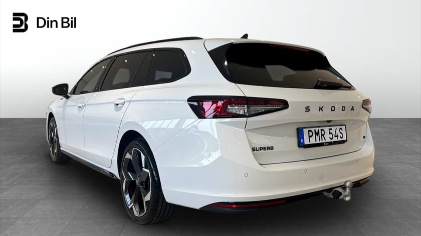 Bild 3 av Škoda Superb iV Kombi COMBI SPORTLINE TSI 204 DSG