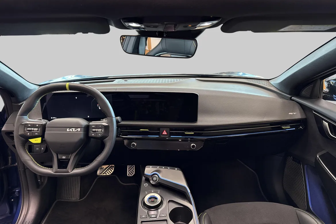 picture of a car