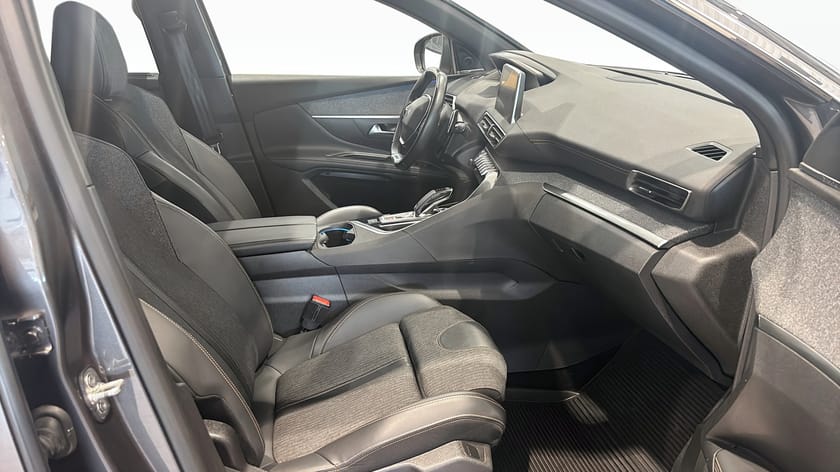 Bild 3 av Peugeot 5008 2.0 BlueHDi / GT LINE / 7-SITS