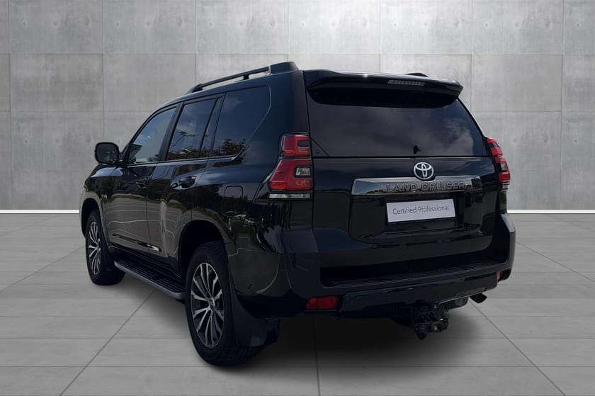 Bilde 3 av Toyota Land Cruiser 5-dørs 2,8 D-4D 204HK GX automat, varmer, h-feste, skinn
